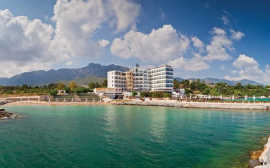 Ada Beach Hotel