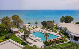 Merit Royal Gardens Hotel & Casino