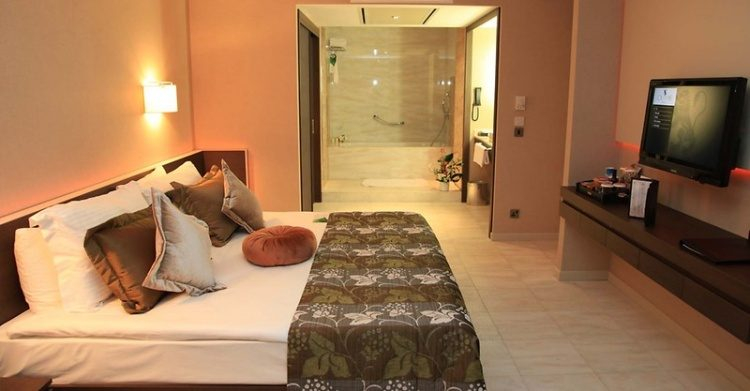 Cratos Premium Hotel Port Spa