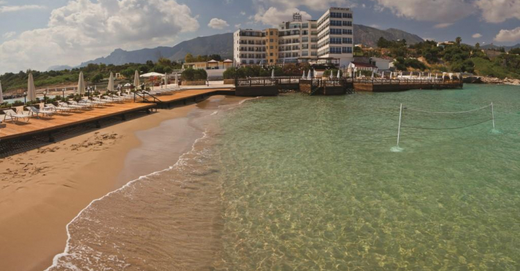 Ada Beach Hotel