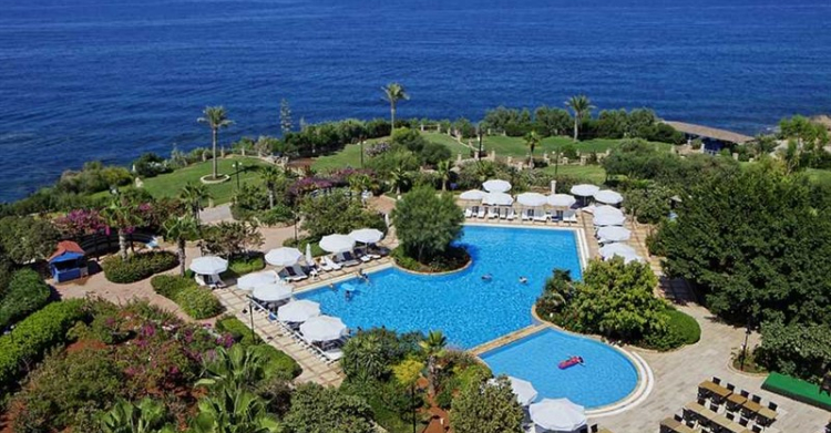 Merit Crystal Cove Hotel 