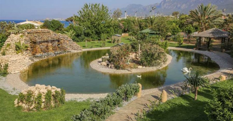 Merit Crystal Cove Hotel 