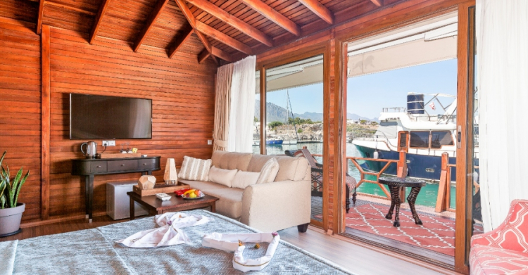 Les Ambassadeurs Hotel 