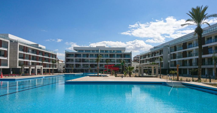 Courtyard Long Beach